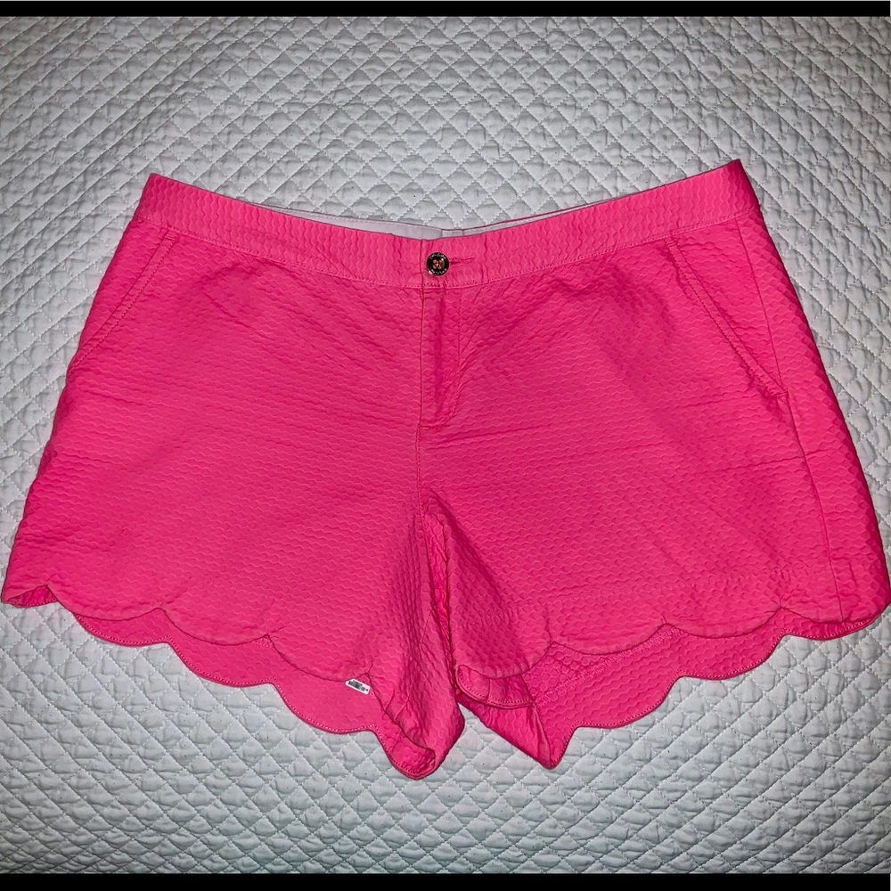 Lilly Pulitzer buttercup pink shorts size 16